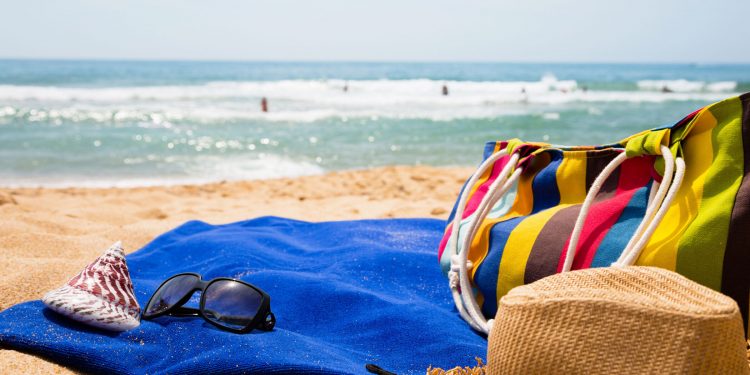 Il delivery di Alfonsino arriva sulle spiagge di Baia Domizia e cerca 15 collaboratori