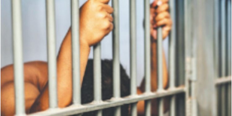 “Massacro di Ponticelli”: il pestaggio del boss in carcere sbugiarda la tesi del camorrista da coprire