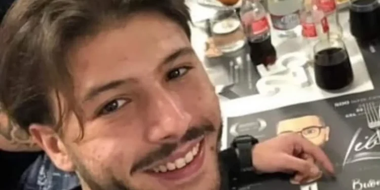 Motociclista 24enne morto a Barra: spunta l’ipotesi della rapina finita in tragedia