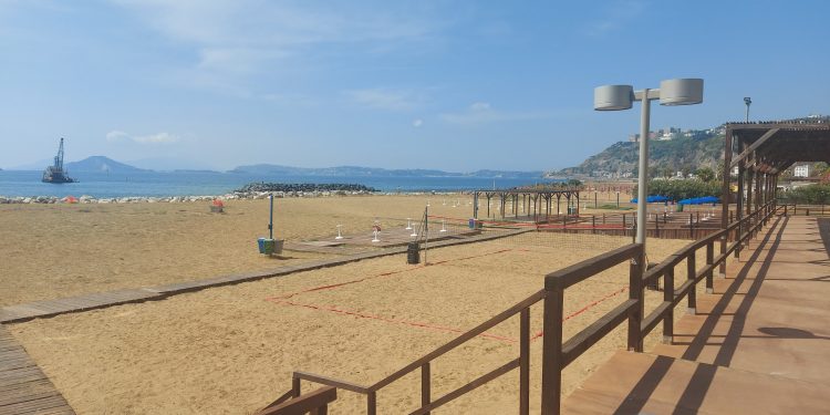 Al lido comunale di Bagnoli quattro serate speciali
