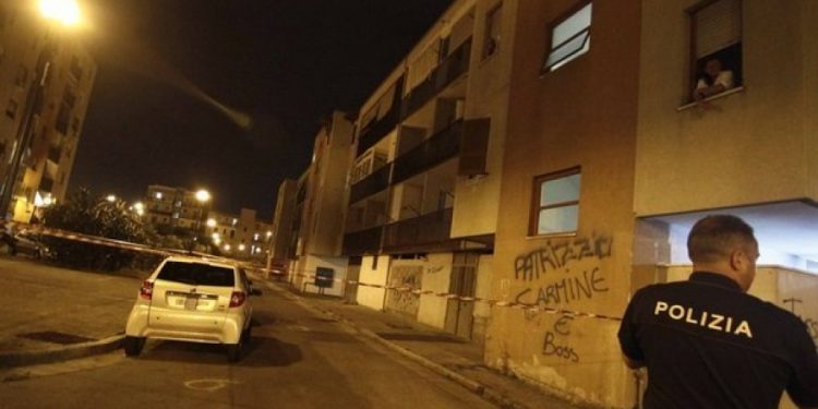 Ponticelli, si torna a sparare nel Conocal: danneggiate tre auto