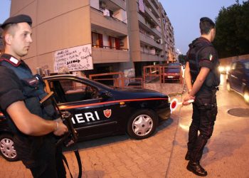 Ponticelli, tentato agguato nel fortino dei D’Amico: esplosi 21 proiettili