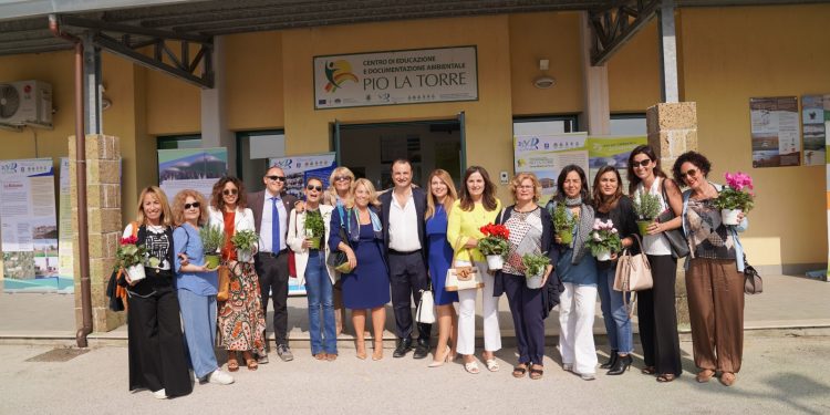 Fiorisce la legalità: al Centro “Pio La Torre” inaugurato il vivaio didattico e presentate le attività nelle scuole di Agrorinasce, magistrati e forze di polizia