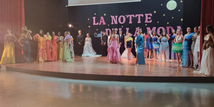 Al “Sannino-De Cillis” di Ponticelli la III edizione della “Notte della Moda”