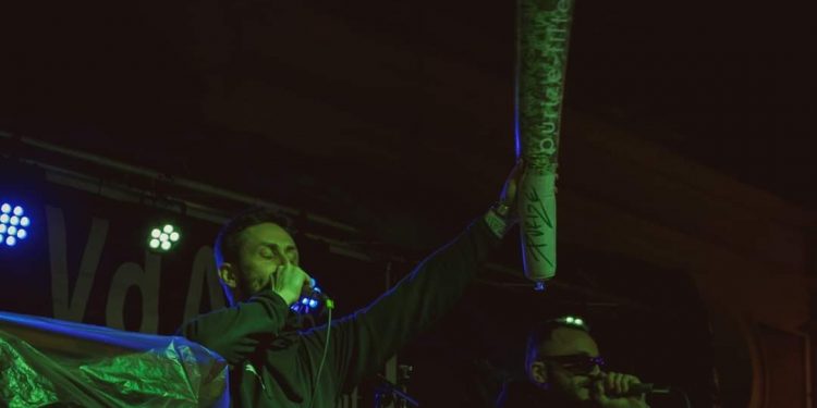“Inneggiamento all’uso di marijuana”: tre musicisti cilentani banditi da comune cilentano