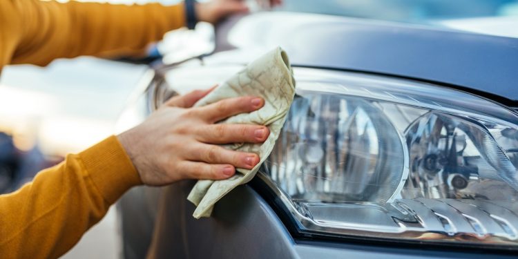 Fari opachi: rimedi semplici ed efficaci