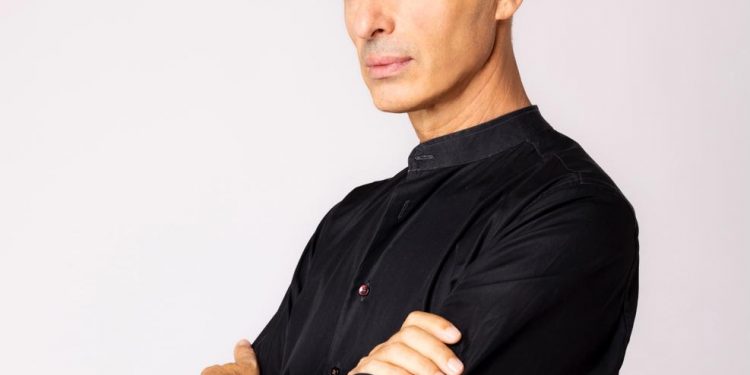 L’alta moda di Gianni Molaro torna a sfilare nella capitale dopo 10 anni