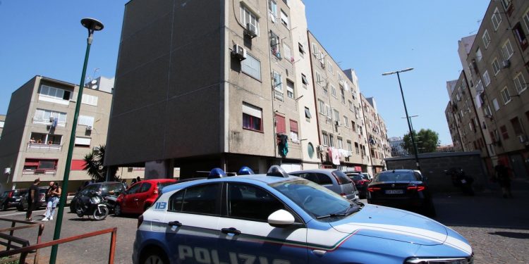 Ponticelli, boom di furti nelle case: i cittadini propongono flash mob di protesta