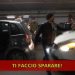 VIDEO-Lite nel parcheggio del centro commerciale “Neapolis” sedata da Brumotti