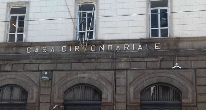 Detenuto morto nel carcere di Poggioreale, indagini per omicidio: chi era Alexandro Esposito