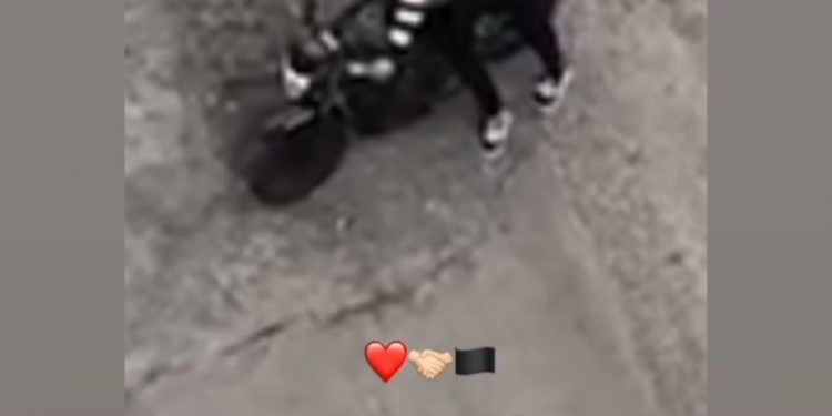 VIDEO-Cresce la tensione a Ponticelli: “stese” nel rione De Gasperi e nel “Parco di Topolino”