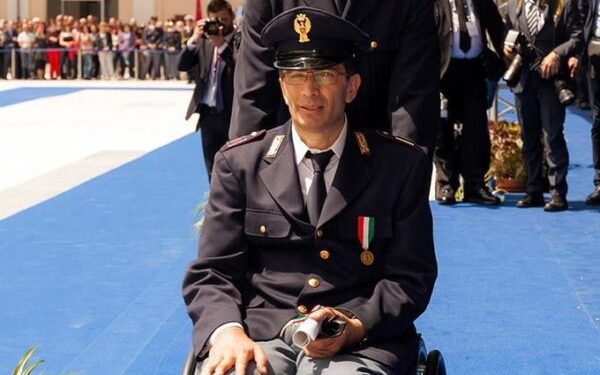 E’ morto Nicola Barbato, il poliziotto che rimase paralizzato dopo una sparatoria a Fuorigrotta