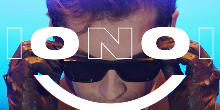 VIDEO-“Sul pe me”, impazza sui social la challenge del “passetto alla Ionoi”