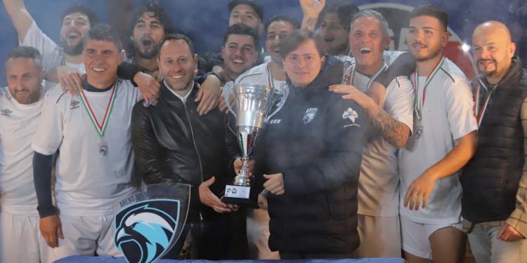 La FLC Napoli C8 vince la serie A di calcio a 8 di Napoli