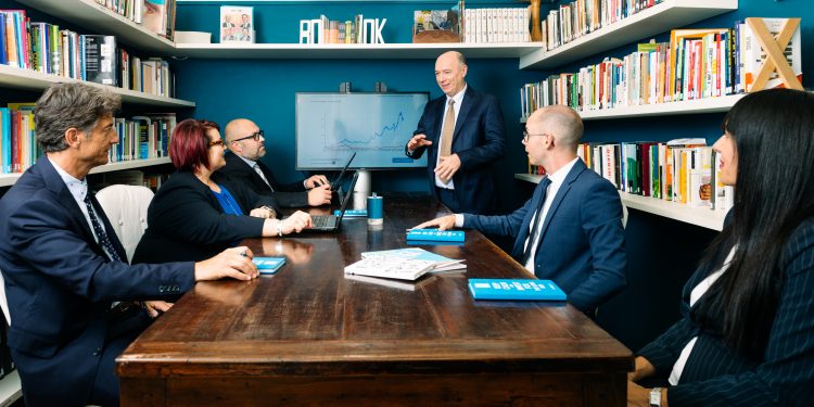 Azioni Seco, andamento e risultati del 2023: l’analisi di SoldiExpert SCF 