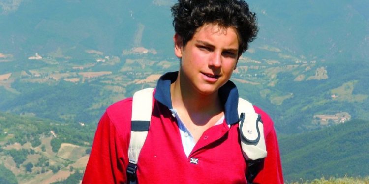 Carlo Acutis, morto a 15 anni di leucemia, sarà proclamato santo patrono di internet
