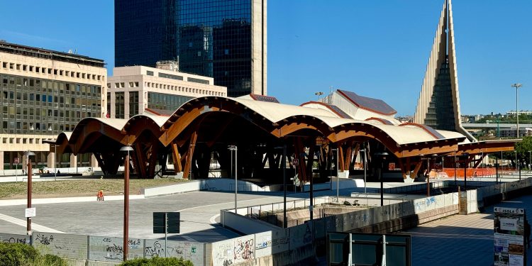 VIDEO-La nuova stazione del Centro Direzionale di Napoli, apertura prevista a dicembre