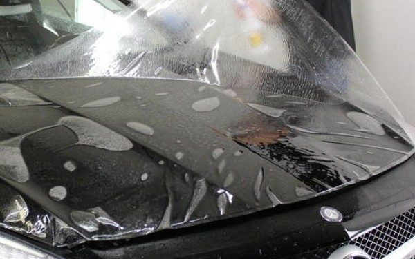 Pellicole antigraffi: tutto quello che c’è da sapere sul car wrapping