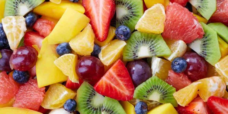 Alimentazione, la frutta fa ingrassare?
