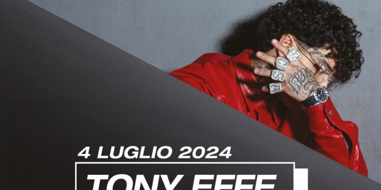 Tony Effe inaugura la VII edizione di Noisy Naples Fest 2024