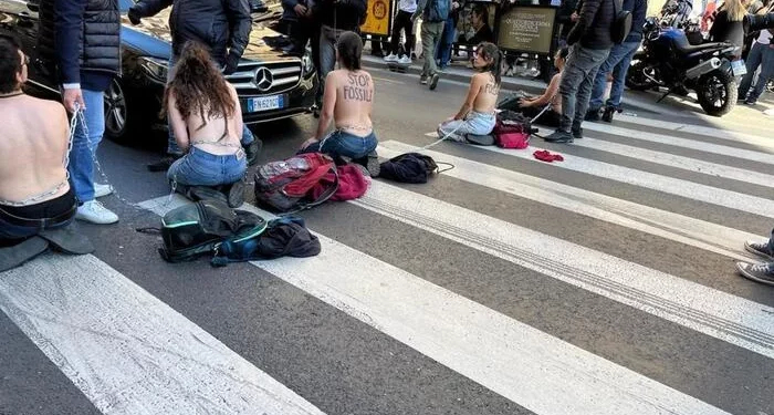 Decreto sicurezza: carcere fino a due anni per chi blocca strade e binari