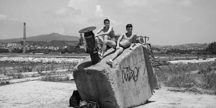 “La Città Invisibile” del fotografo Paolo Manzo in mostra alla 36a edizione di “Visa Pour l’Image 2024”