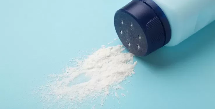 «Talco cancerogeno», Avon in bancarotta travolta dalle richieste di risarcimento