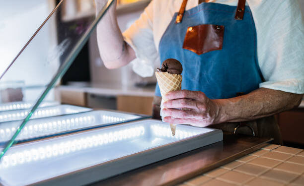 La denuncia di una mamma: gelato negato a un bimbo autistico sul lungomare di Formia