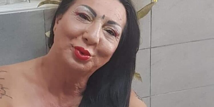 Morta Pinarella Esposito, nota tiktoker napoletana e attivista LGBTQ+