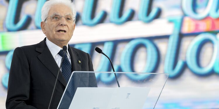 Cerimonia d’inaugurazione dell’Anno Scolastico 2024, a Cagliari Mattarella e Valditara. Il Liceo “Carducci” rappresenta la Campania