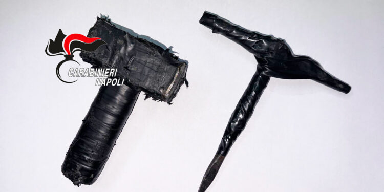 Da Ponticelli a Chiaia per rubare uno scooter: arrestati dai carabinieri