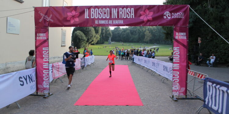 “Bosco in rosa”, sabato 26 ottobre, passeggiata di 700 donne per il Santobono