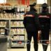 Ruba al supermercato per fame, i carabinieri le pagano la spesa: la storia diventa virale