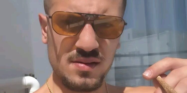 Alessio La Volla, il giovane rampollo del Lotto 10 di Ponticelli, arrestato per la prima volta