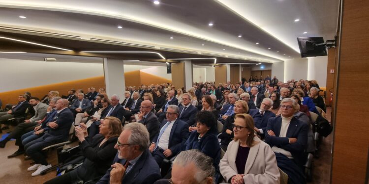 Napoli, medaglie d’argento per 110 medici e odontoiatri