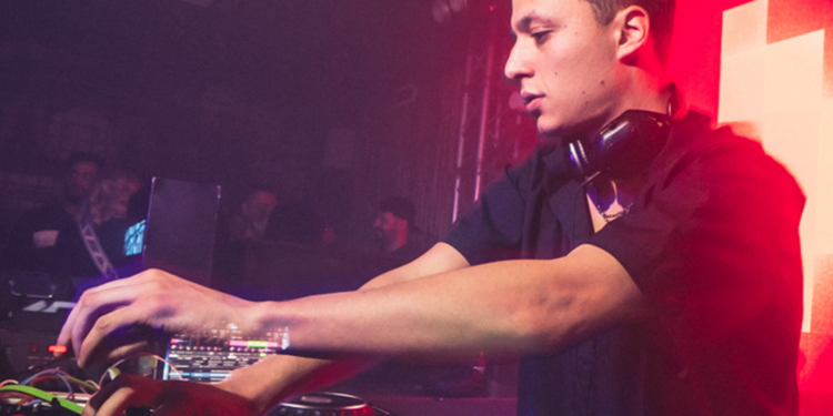 TWENTY SIX: L’Artista da 200 Milioni di Stream Ospite all’HUB Club di Napoli