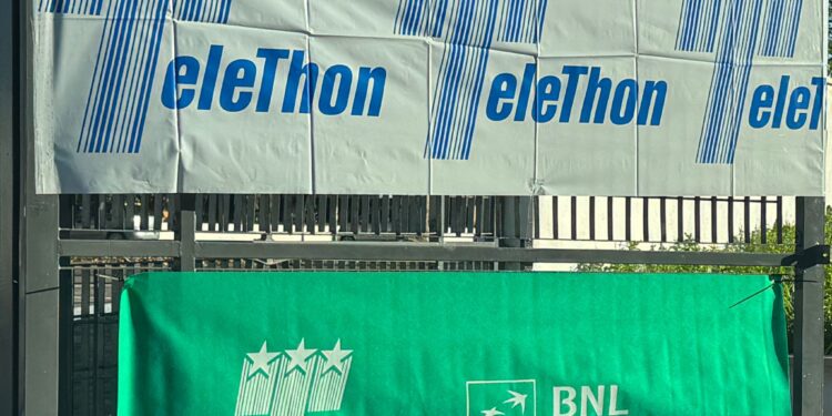 I Pochos Volley Napoli protagonisti della giornata di raccolta fondi per Telethon al centro Pino Daniele