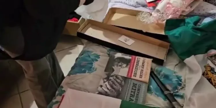 Blitz polizia contro gruppo neonazista, indagine partita da Napoli