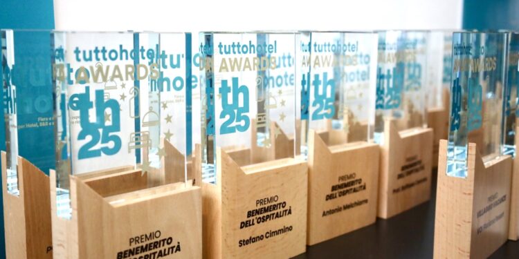 TUTTOHOTEL AWARDS 2025: ecco i nomi dei 32 premiati