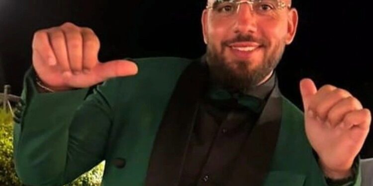 Prima dell’agguato, Capozzi aveva ceduto al ricatto dei suoi estorsori