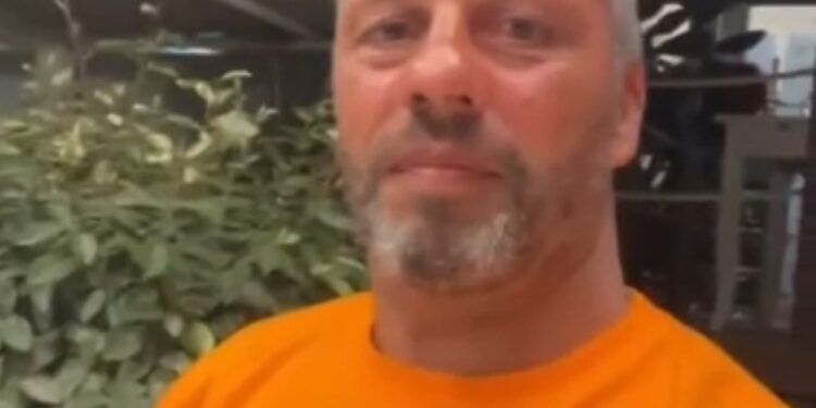 Dopo le minacce dell’ex boss di Ponticelli, i commercianti si rivolsero ai De Micco