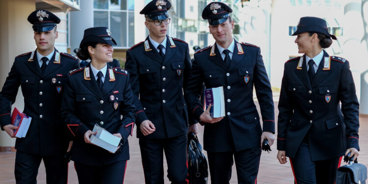 Carabinieri: concorso per il reclutamento di 626 Allievi Marescialli del Ruolo Ispettori