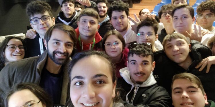 Napoli 2050, al via il laboratorio di cinema per studenti