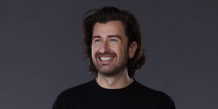 “Fake news”, il nuovo spettacolo di Alessandro Siani, debutterà a Napoli