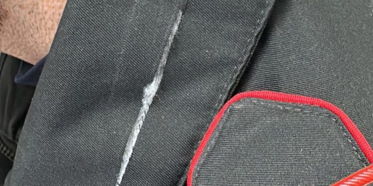 Marano, taglierino lacera il colletto del giubbotto, carabiniere salvo per miracolo: 46enne arrestato per tentato omicidio