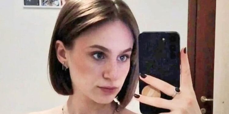 Femminicidio Ilaria Sula, l’ex l’ha uccisa mentre i genitori erano in casa