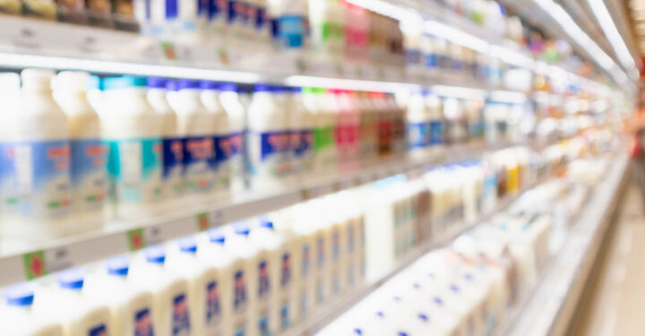 Latte a lunga conservazione: la classifica di Altroconsumo 2024 premia Conad e Lidl