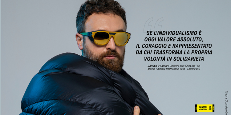 A “Onda alta” di Dargen D’Amico il Premio Amnesty 2025