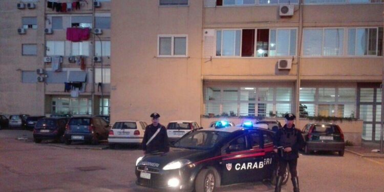 Pomigliano d’Arco: scoperti allacci abusivi alla rete elettrica pubblica in 19 appartamenti