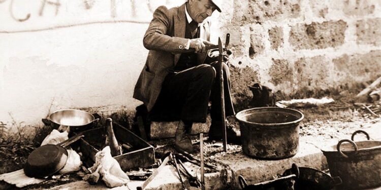 I mestieri più antichi che rischiano di scomparire: un patrimonio culturale da salvare